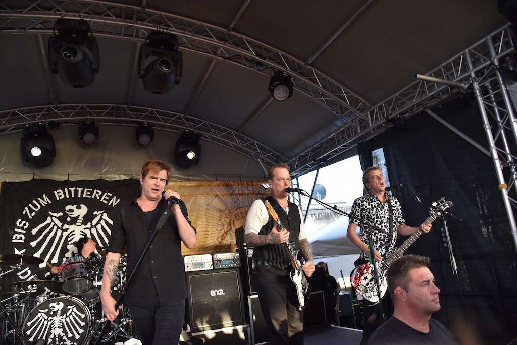 Tote Hosen rocken Uerige Zelt