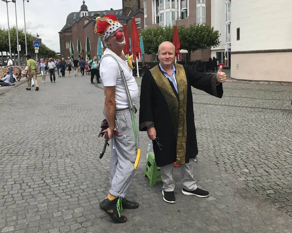 Witzig oder dämlich – Wirbel um „Clown“ Donk