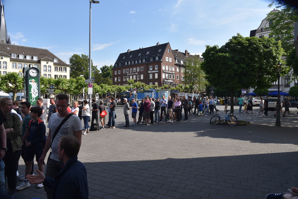 Dauerkartenvorverkauf wegen technischer Mängel ausgesetzt