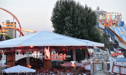 Uerige — Zelt doch auf der Rheinkirmes