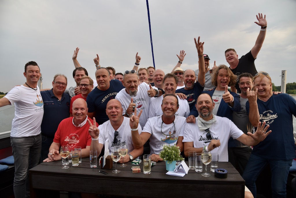 „Leinen Los“ Düsseldorfer Jonges gingen an Bord