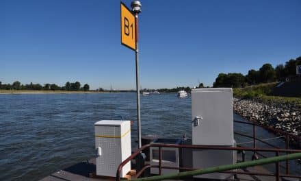 Stromkästen für die Steiger am&nbsp;Rhein