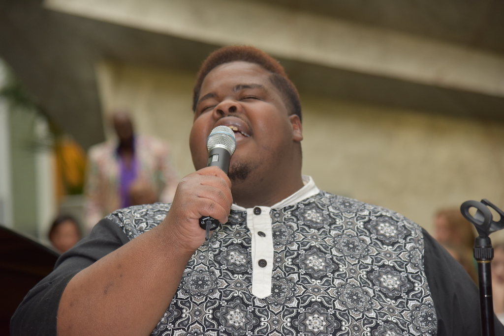 GOSPEL-SUPERSTAR  ERIC REED, USA, & THE QUEEN OF GOSPEL JAQUEAL WRIGHT ERSTMALS IN EUROPA IN EINER KIRCHE ZU HÖREN