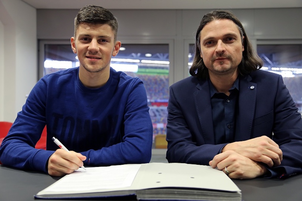 Fortuna verstärkt sich mit Dawid Kownacki