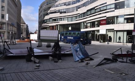 Bilder auf dem Schadowplatz fielen Sturm zum&nbsp;Opfer