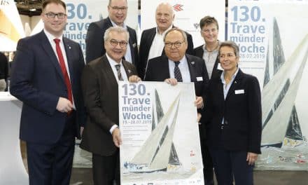 Düsseldorfer feiern 130. Geburtstag der Segelregatta mit dem „Klönschnack“ an Bord der Passat
