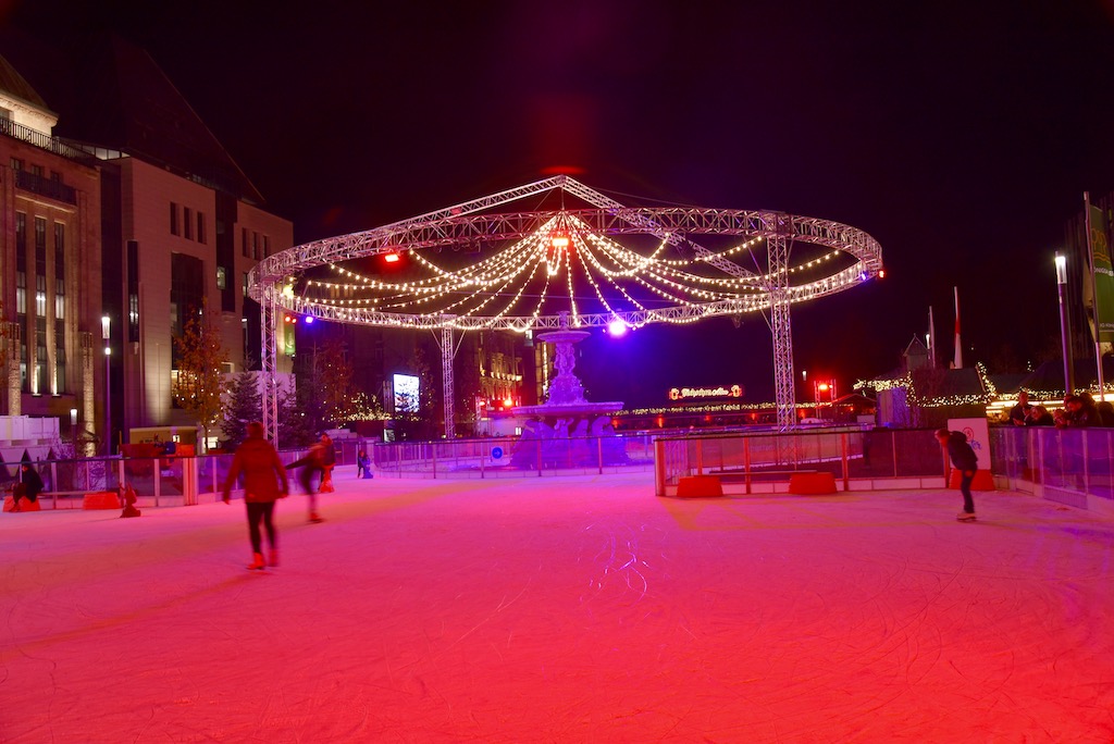 DEG Winterwelt auf dem Corneliusplatz eröffnet