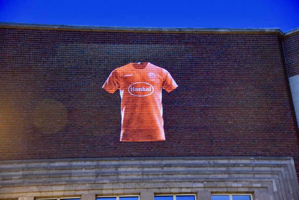 Henkel bleibt Haupt- und Trikotsponsor