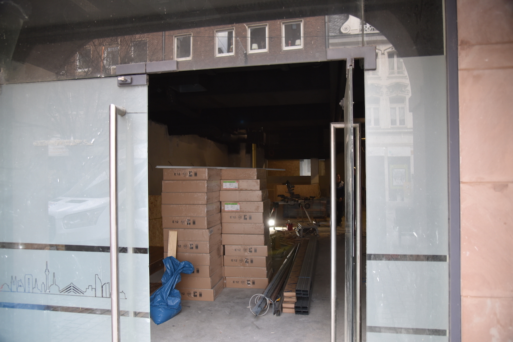 Burger Kette Peter Pane eröffnet in der Flingerstraße