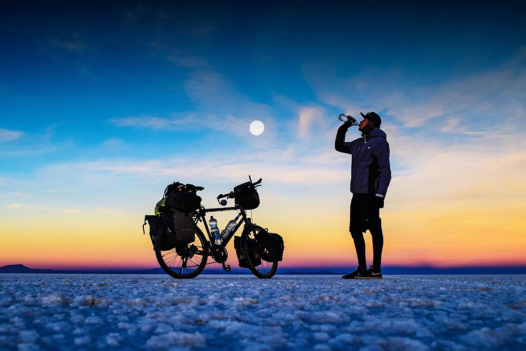 „Besser Welt als Nie“ am 12. Mai im Autokino Düsseldorf
