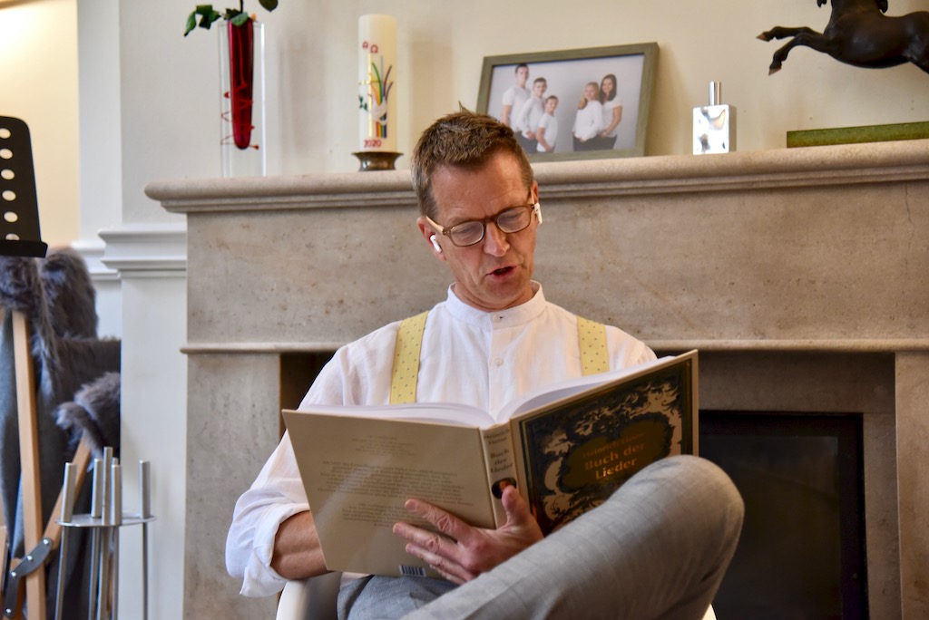 Josef Hinkel hat Texte vom Dichter Heinrich Heine vorgelesen