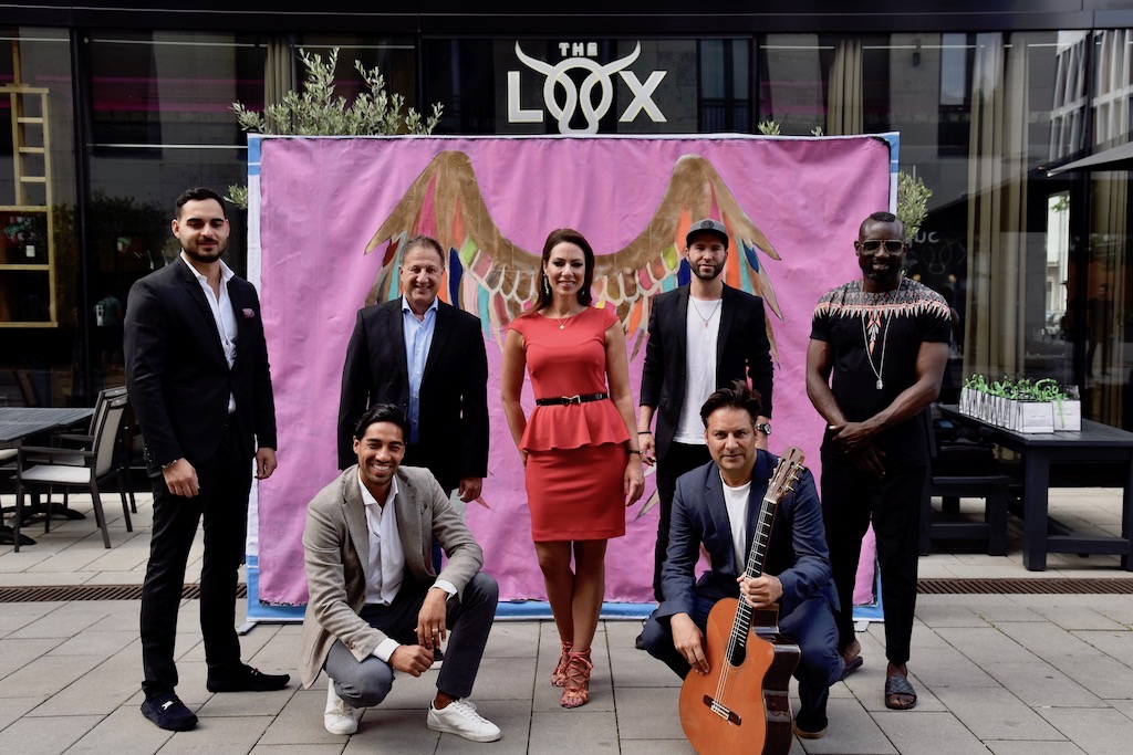 DAS KOCHTHEATHER im The LOX empfing Stars und Sternchen