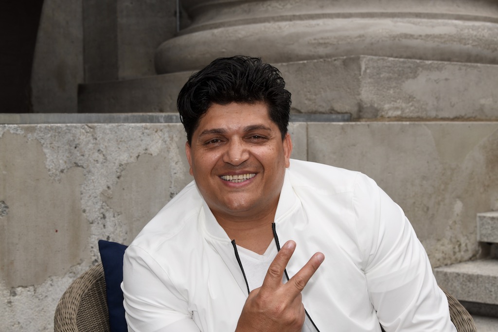 Robert Vuchinger will als Roberto Lopez durchstarten