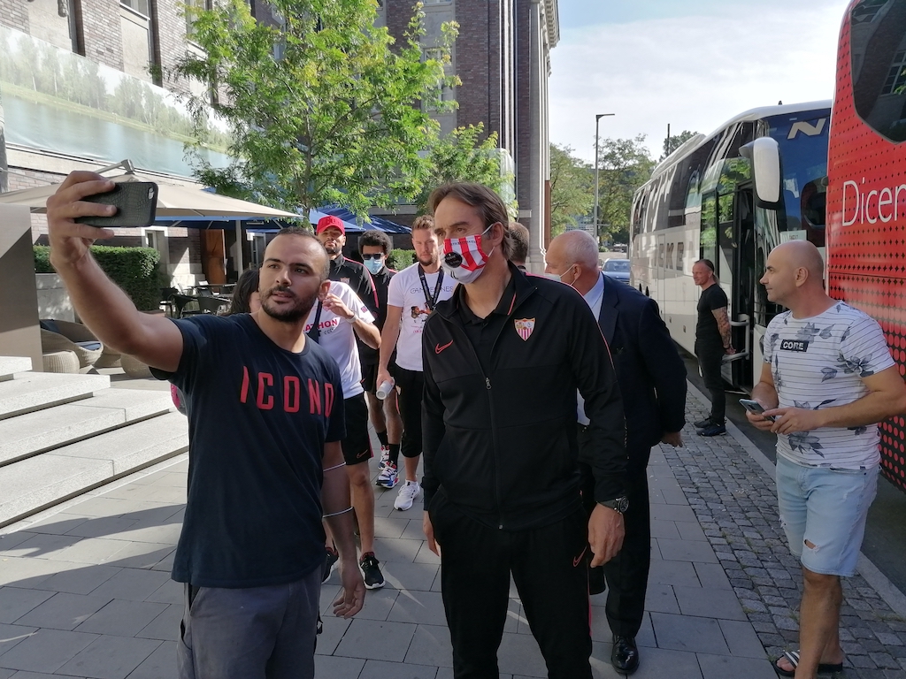 Der Europa League  Sieger verläßt sein Quartier…