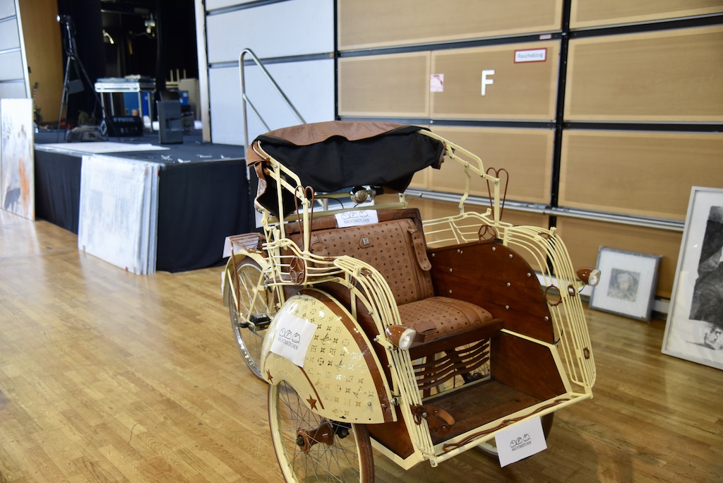 Vorbereitung der Ausstellung Foto: LOKALBÜRO