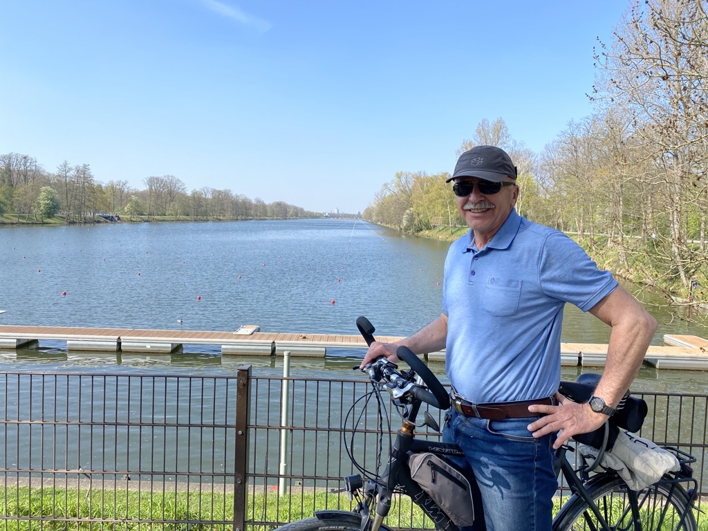 1. stellv. Vorsitzende Manfred Blasczyk an der Regattastrecke Foto: Privat 1. stellv. Vorsitzende Manfred Blasczyk an der Regattastrecke Foto: Privat