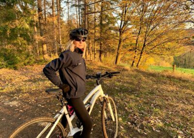 Bikerin Foto: LOKALBÜRO