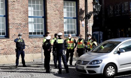 OSD und Polizei überwältigen Mann mit Messer an einem&nbsp;Kiosk
