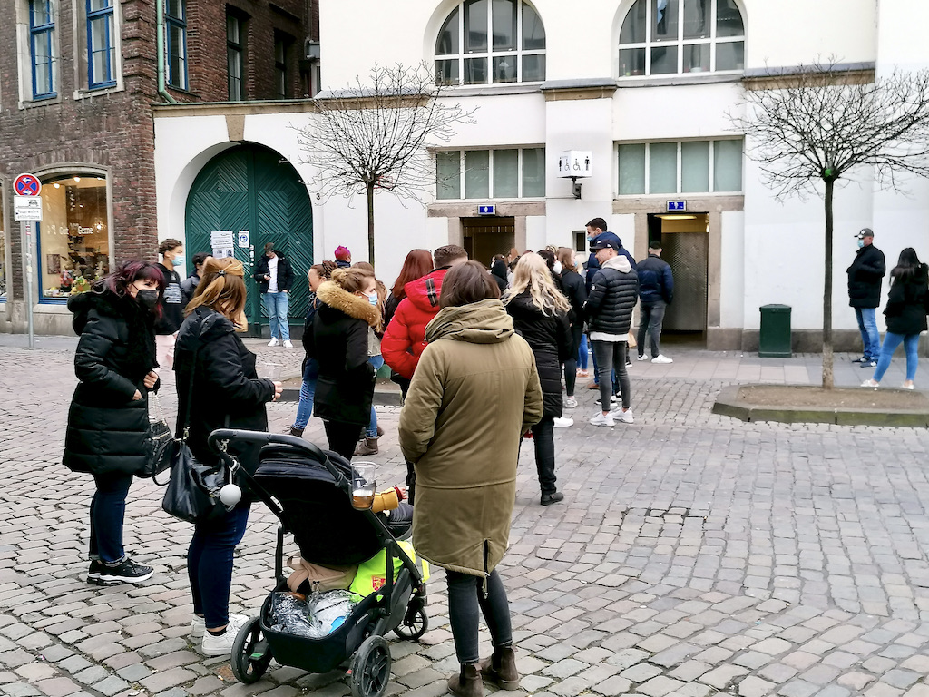 Volle Blasen — die Not mit der Pandemie