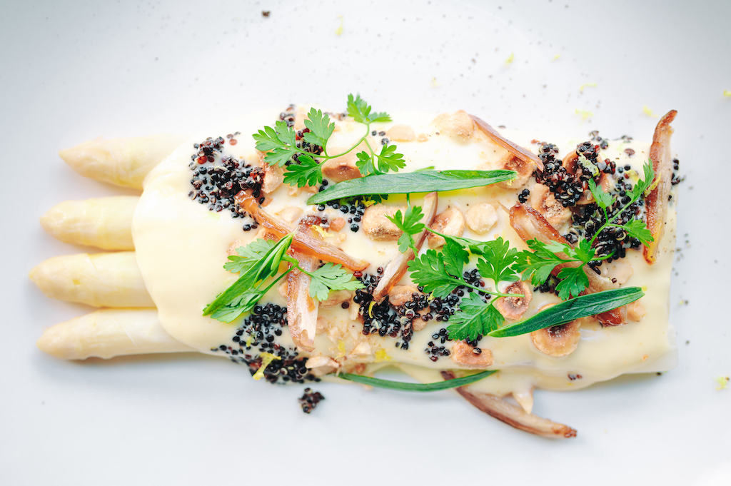 FRANK’S Restaurant & Bistro im Andreas Quartier läutet die Spargelzeit ein