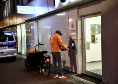 Theo Fitsos der Pizzabote Foto: LOKALBÜRO