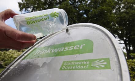 Trinkbrunnen am Kamper Acker wird in Betrieb genommen