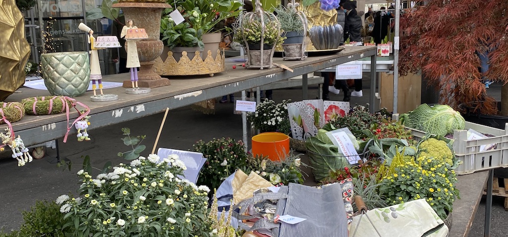ULMENMARKT Düsseldorf ist nach siebenmonatiger Coronapause wieder da!