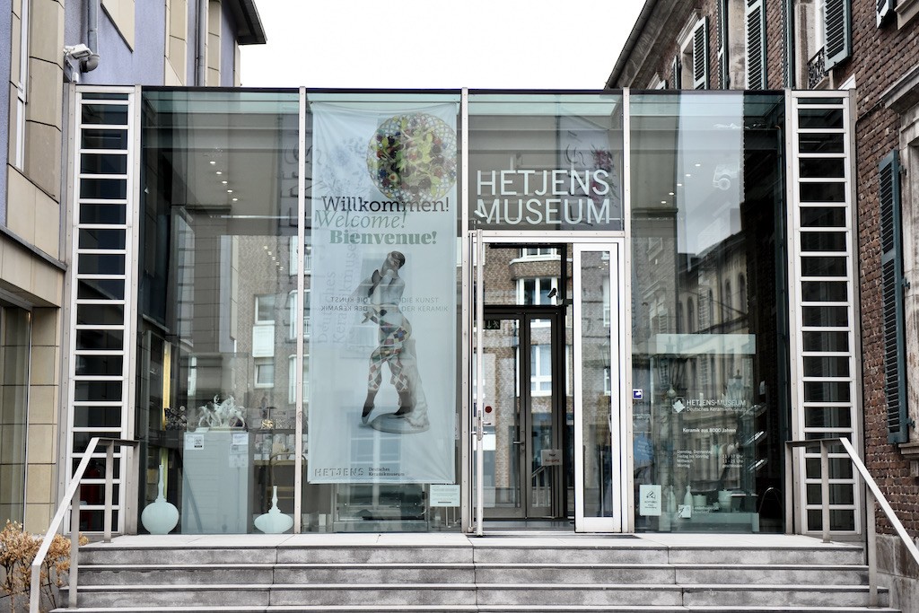 Eine blumige Zeitreise im Hetjens-Museum unternehmen