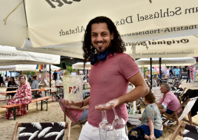 Pink Monday im Beach Club Fot: LOKALBÜRO