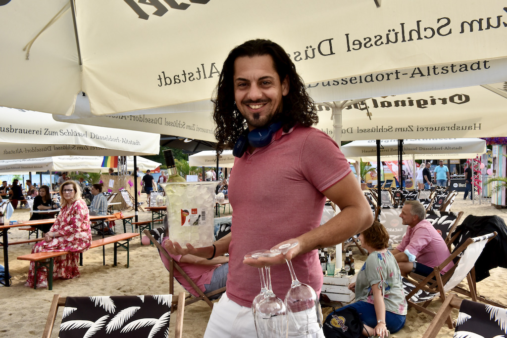 Tolle Stimmung beim Pink Monday im Beach Club