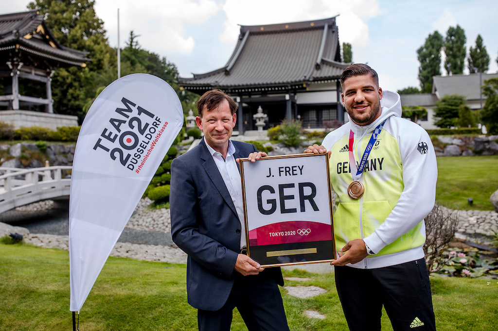 Judoka Johannes Frey  hat bei den Sommerspielen in Tokio im Teamwettbewerb die Bronze-Medaille gewonnen