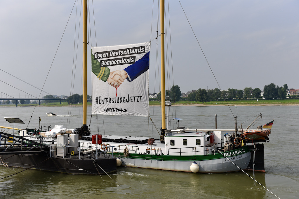 Beluga II liegt am Steiger 1