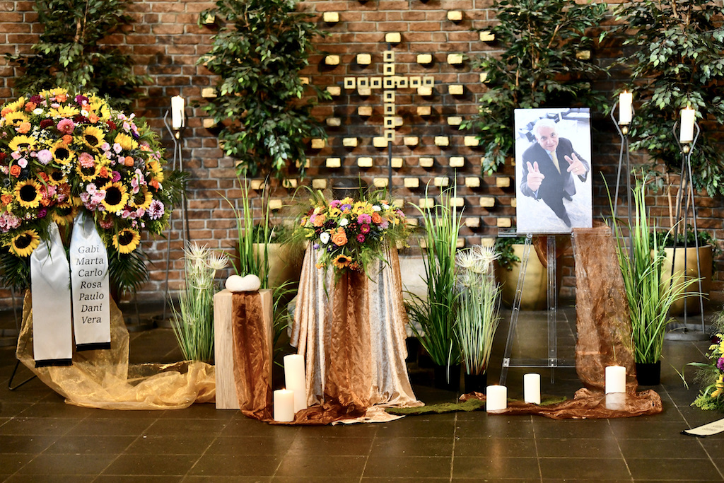 Frank Sportolari auf dem Gerresheimer Waldfriedhof beigesetzt