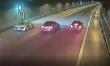 Nach Rennen auf A 46 und Selfie-Videos mit 300 km/h — Durchsuchungen in Solingen, Wesseling, Krefeld, Siegburg und&nbsp;Köln