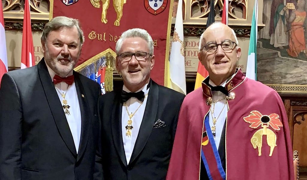 Blau-Weiss-Präsident Hörning ist jetzt Ritter vom Goldenen Vlies