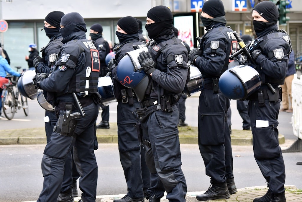 Großdemonstrationen in Düsseldorf: Verkehrsbehinderungen am Samstag erwartet