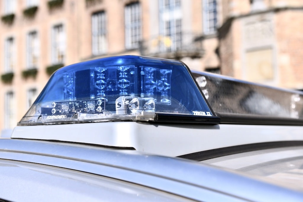 Lierenfeld: Polizei nimmt zwei Einbrecher auf frischer Tat fest