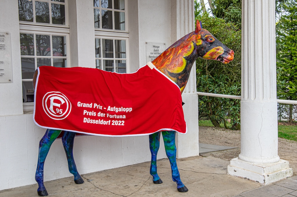 Fortuna-Renntag sorgt für stimmungsvollen Saisonauftakt auf dem Grafenberg