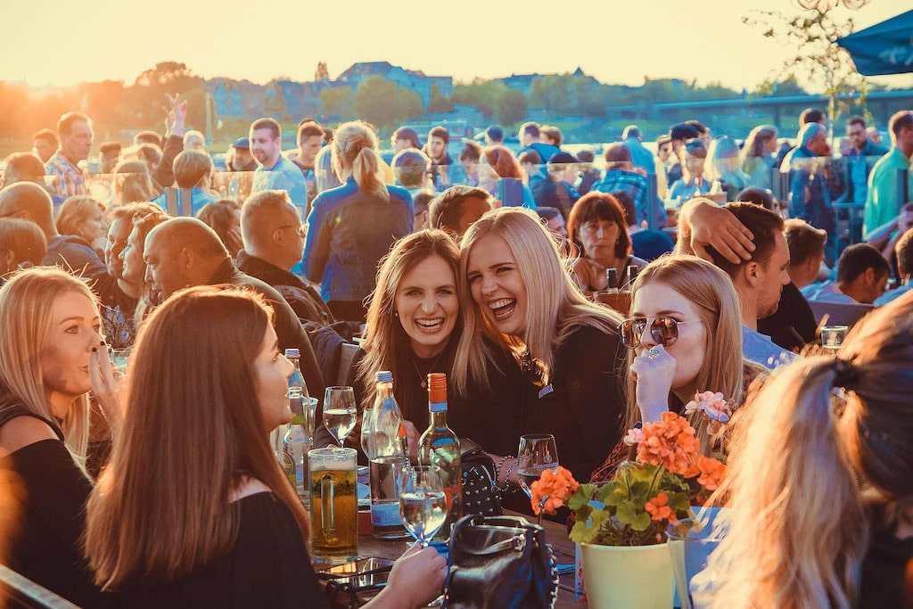 Kasematten Düsseldorf feiern Saisonauftakt am 7. und 8. Mai mit großem Frühlingsfest