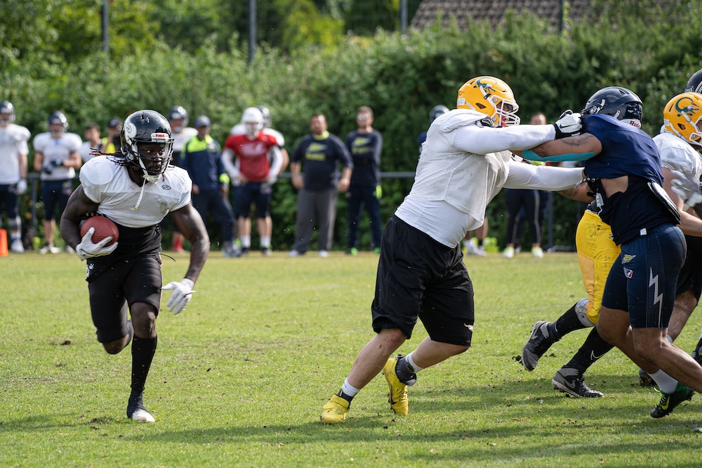 Rhein Fire gewinnt beim Meister in Frankfurt