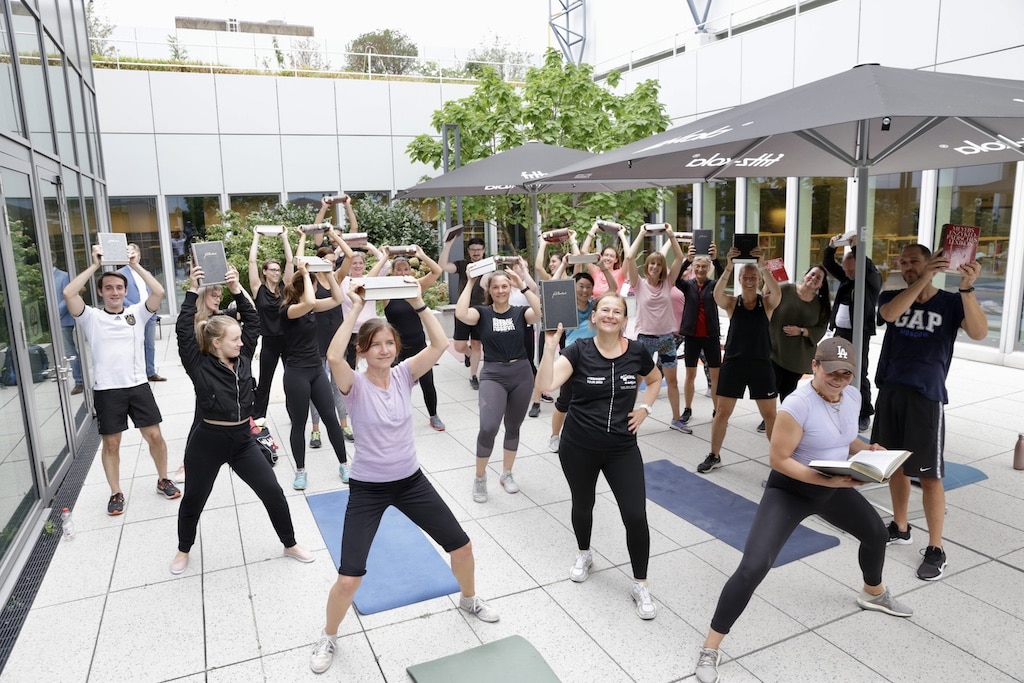 “Sport im Park” zu Gast auf dem Dachgarten der Zentralbibliothek im KAP1