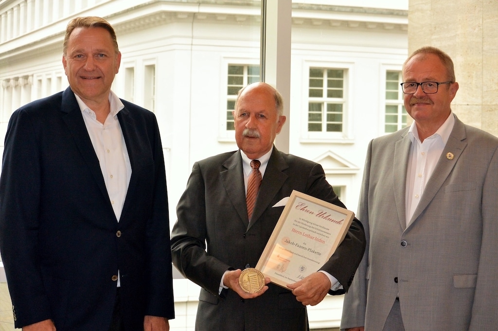 Kreissparkasse Düsseldorf und Bilker Schützen verleihen die Jakob-Faasen-Plakette 2022