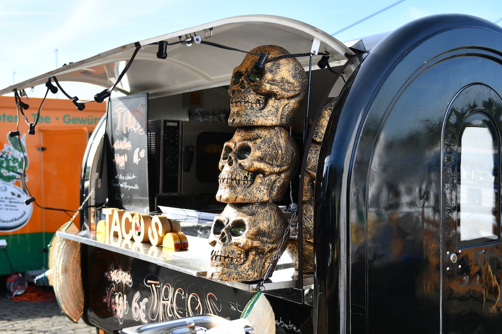 Leinen los! Saisonende auf dem Fischmarkt