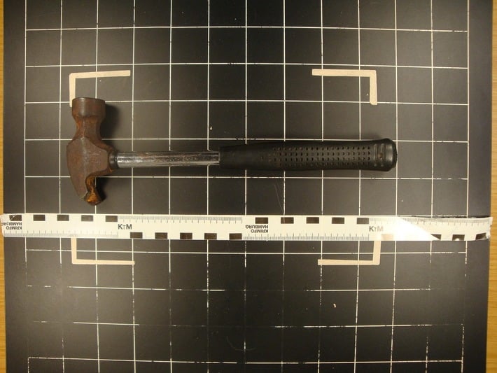 Festnahme nach Angriff mit einem Hammer