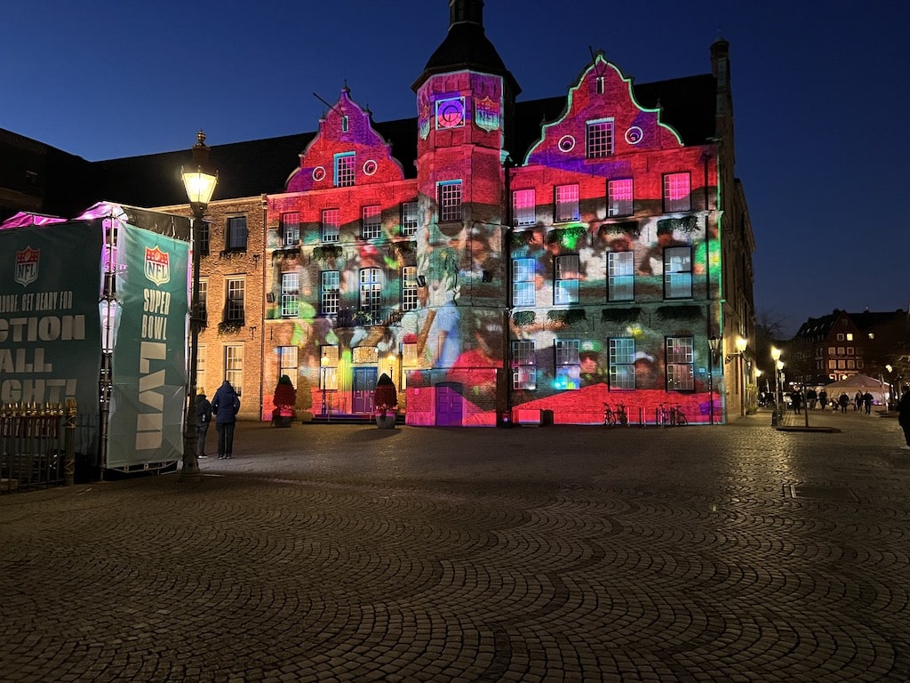 Überraschung zum Superbowl