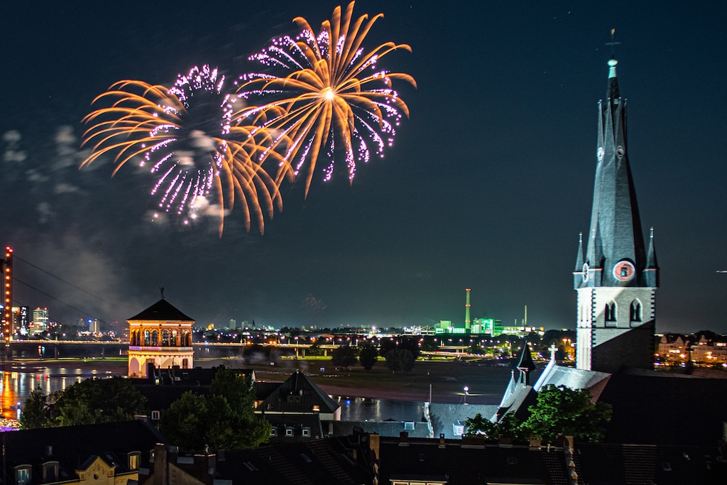 Ordnungsamt und Feuerwehr: Feuerwerk nur an Silvester und Neujahr erlaubt
