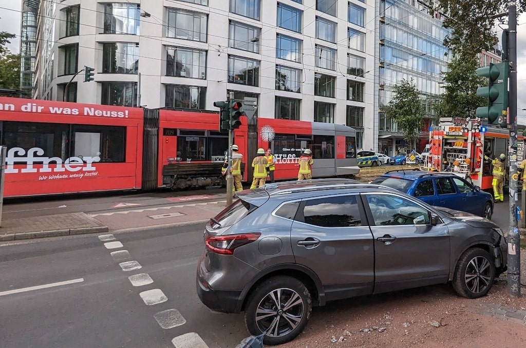 Bremsanlage einer Rheinbahn geriet in&nbsp;Brand