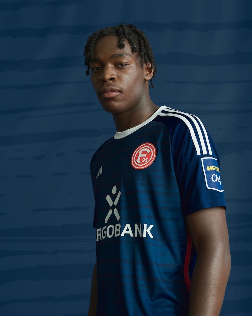 Fortuna präsentiert das Ausweichtrikot 2023/24