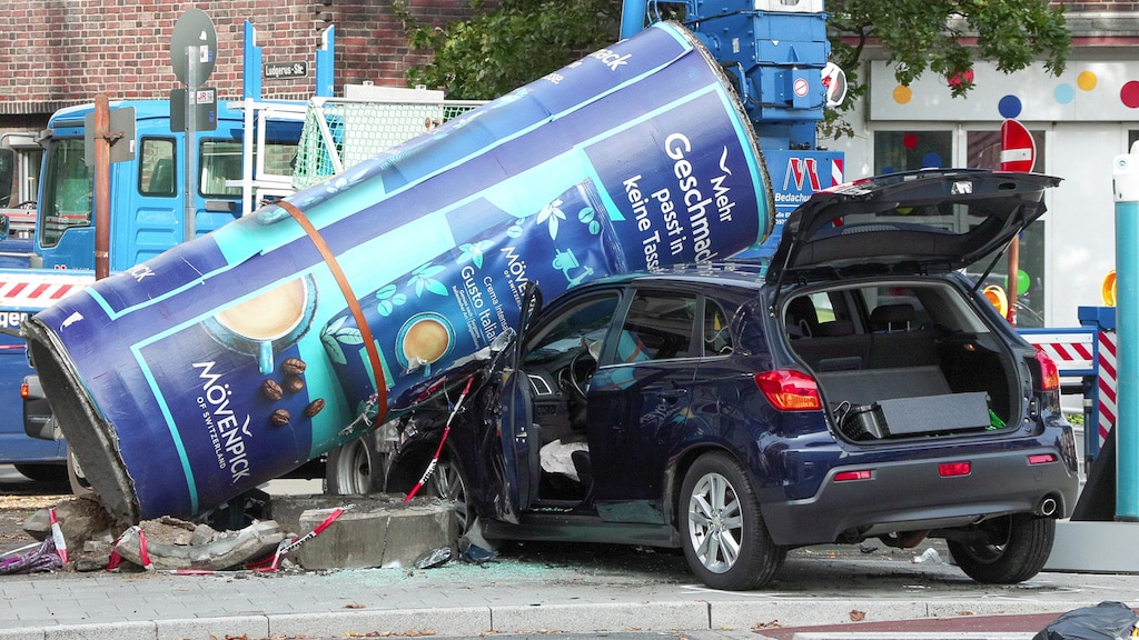 72.jähriger Pkw-Fahrer  nach Verkehrsunfall verstorben