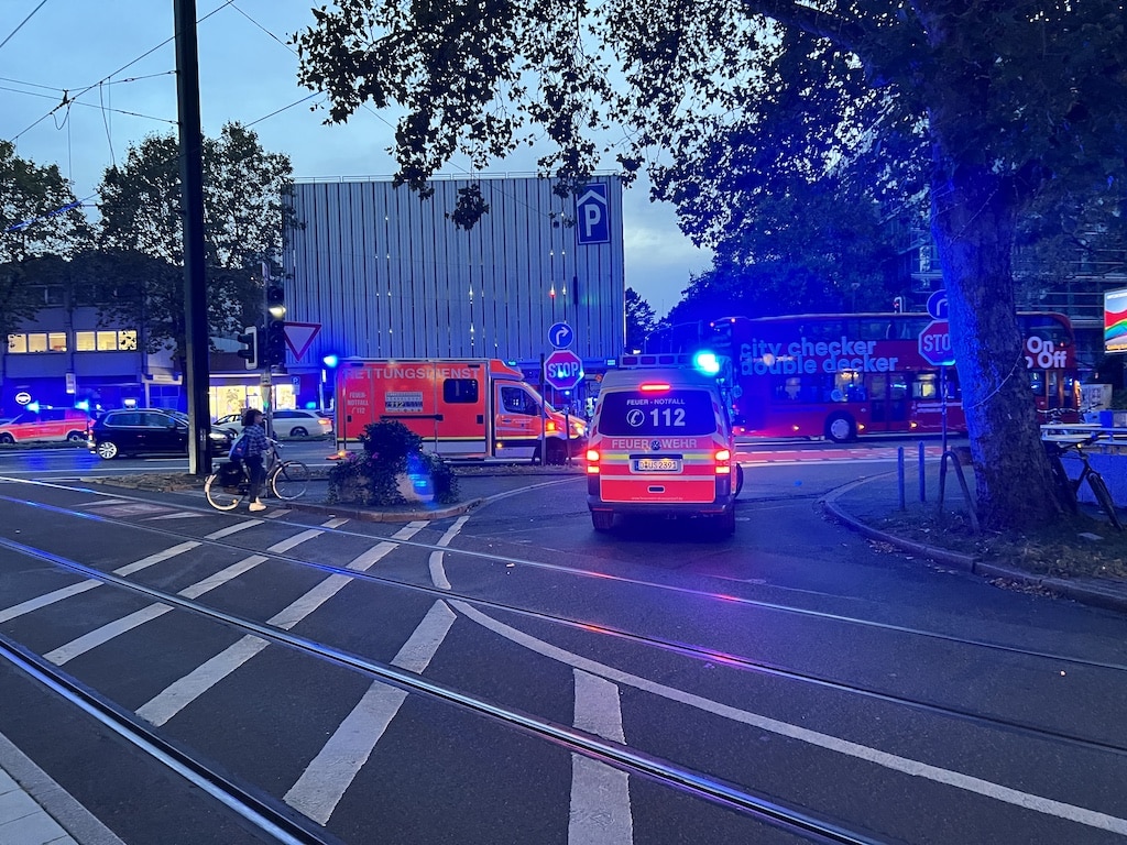 Dramatischer Vorfall am U‑Bahnhof Nordstraße: Neunjähriger Junge schwer verletzt nach Unfall mit U 79